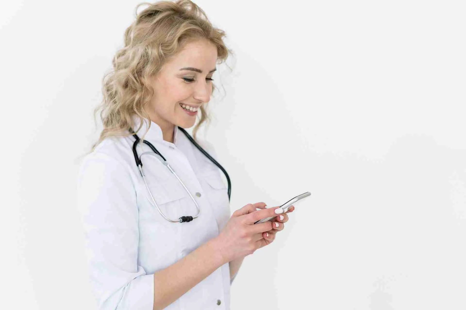 Voice Search Optimization Tips for Your Medical Practice Website